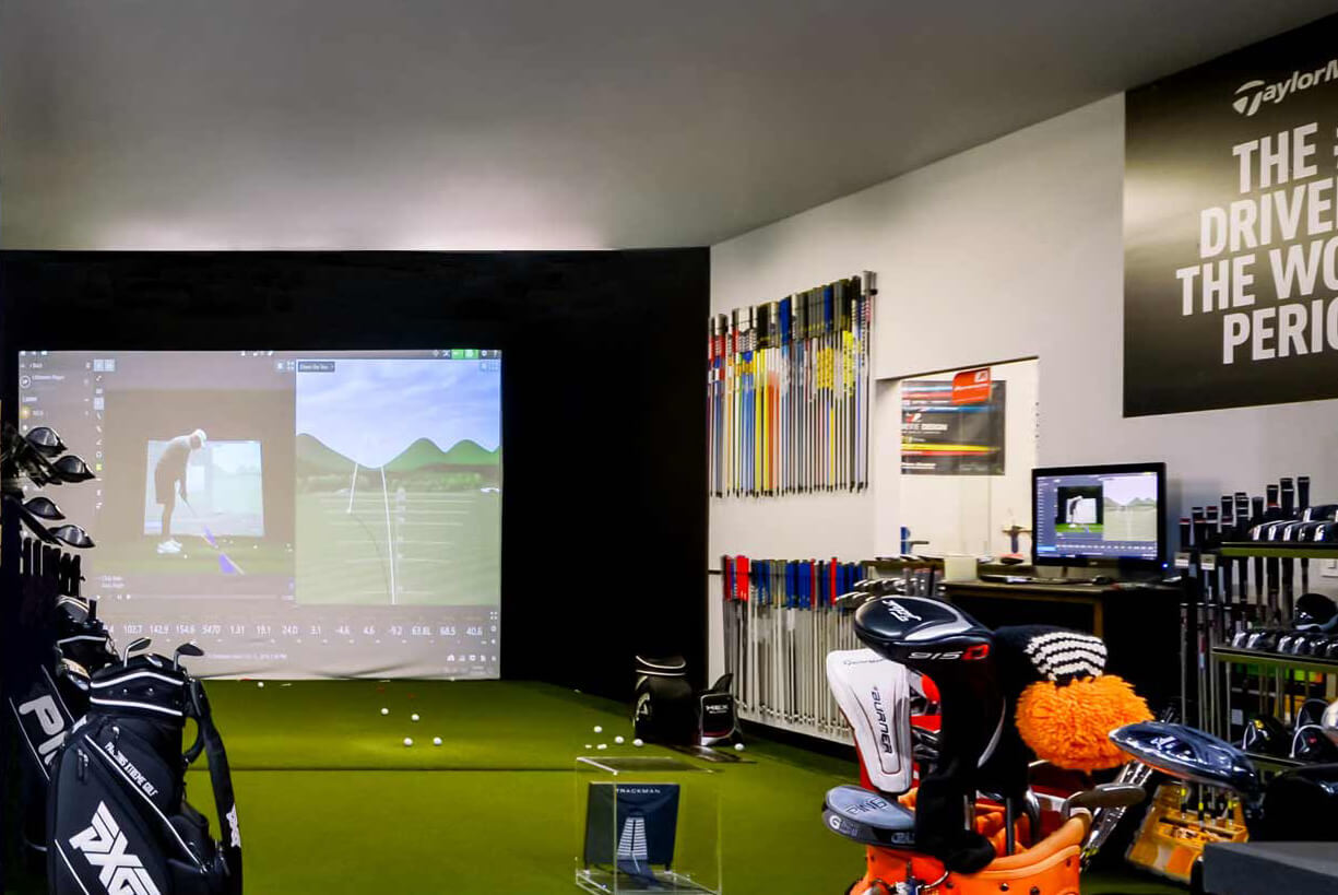 We feature two TrackMan simulators that allow you to play some of the world’s most famous golf courses.